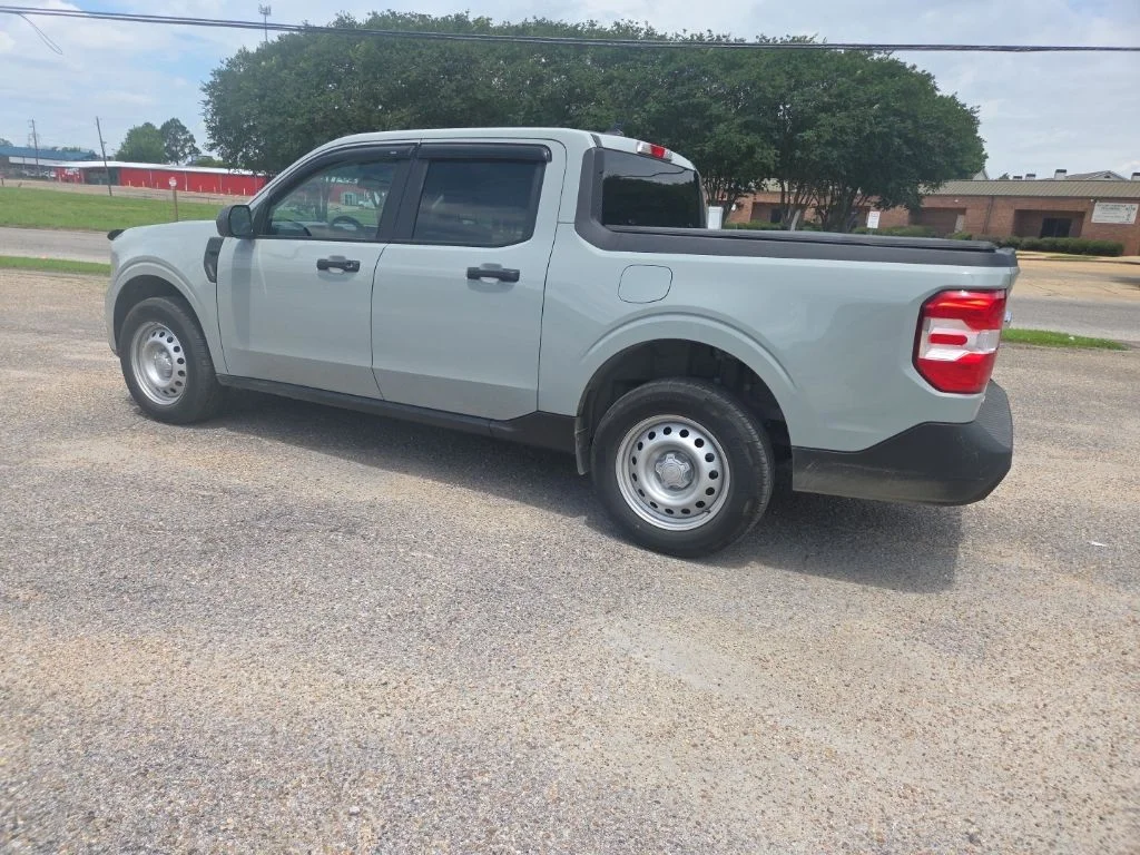 Certified Used 2023  Ford XL image 5