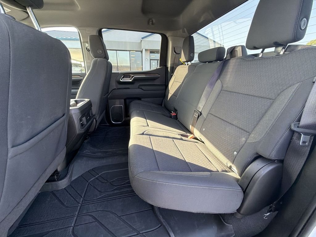 Used 2023 White Chevrolet LT image 27