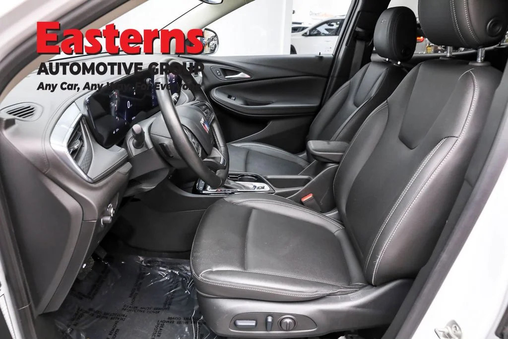 Used 2024 White Buick Sport Touring image 14