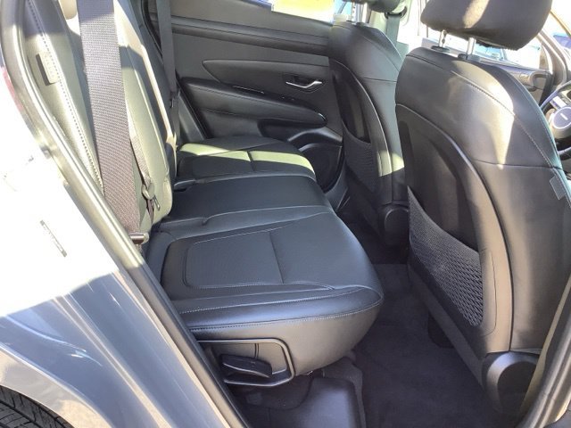 2025 Hyundai Tucson Limited - Photo 16