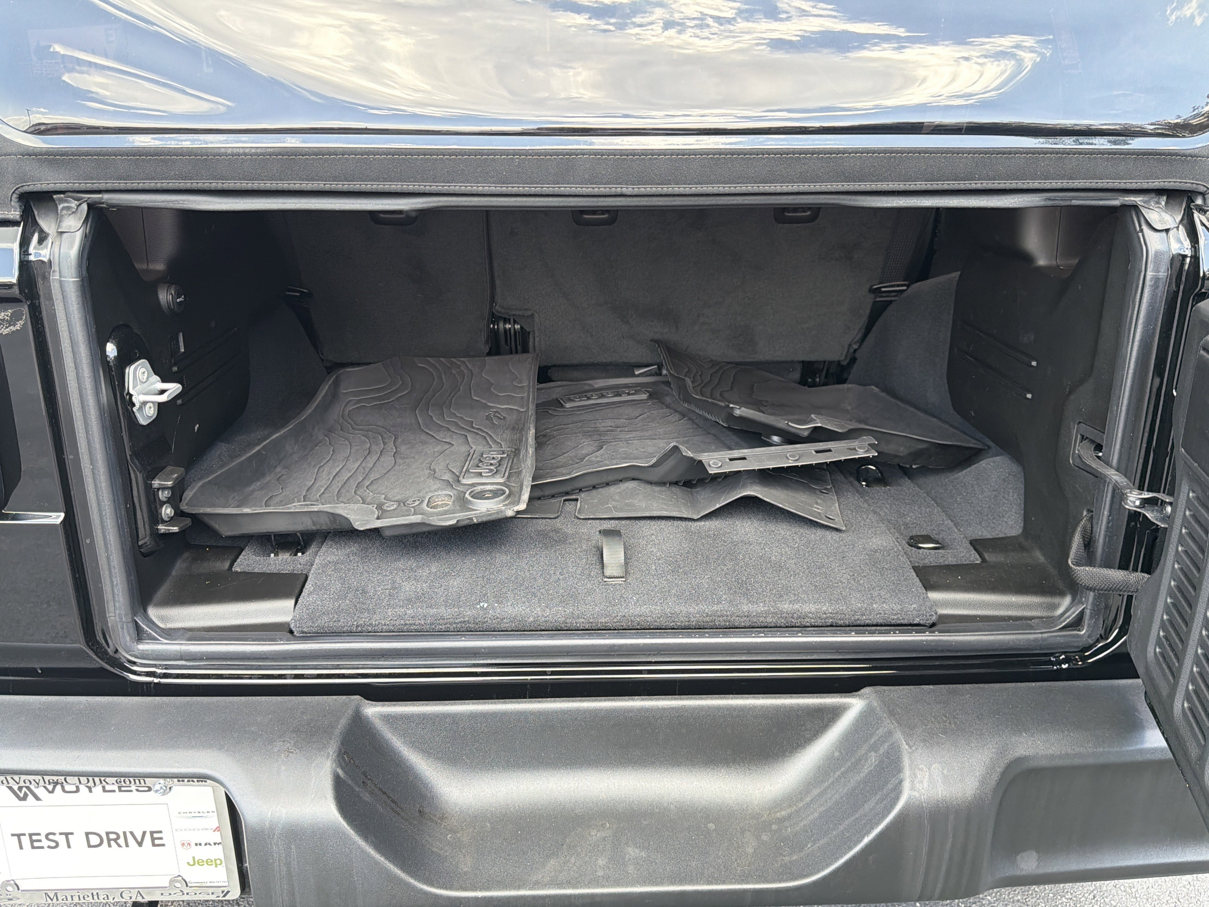Used 2025 Black Clearcoat Jeep Sport image 22