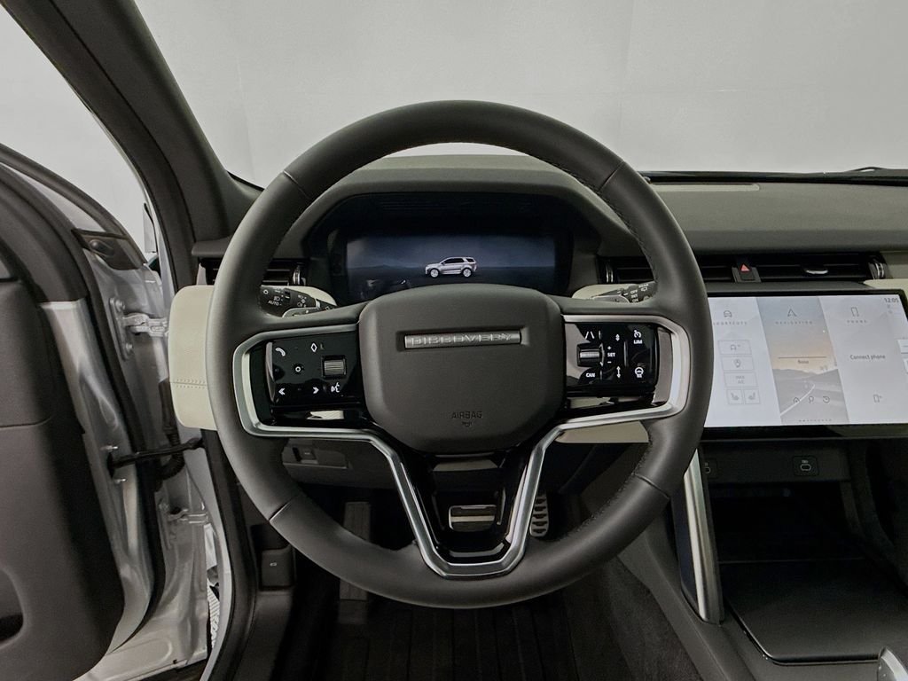 New 2025 Hakuba Silver LAND ROVER Dynamic SE image 12
