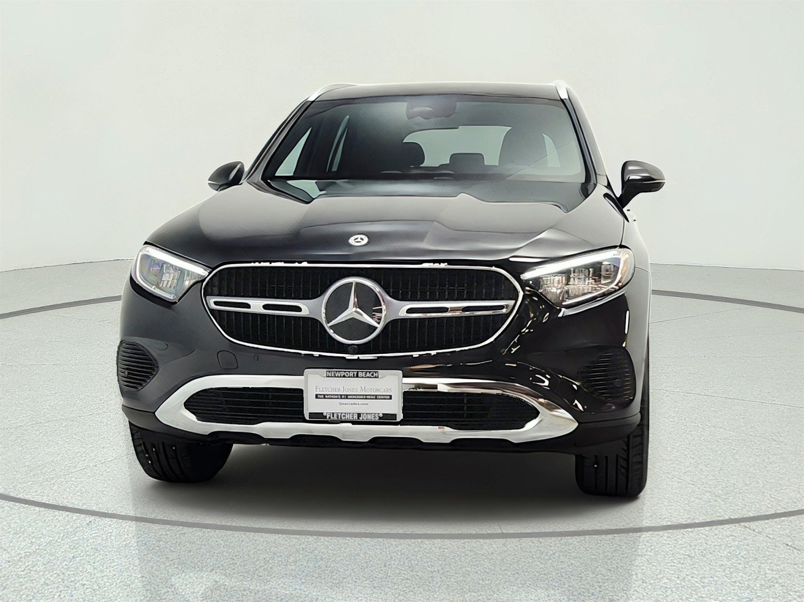 Certified Used 2026 Graphite Grey Metallic Mercedes-Benz GLC 300 SUV image 2
