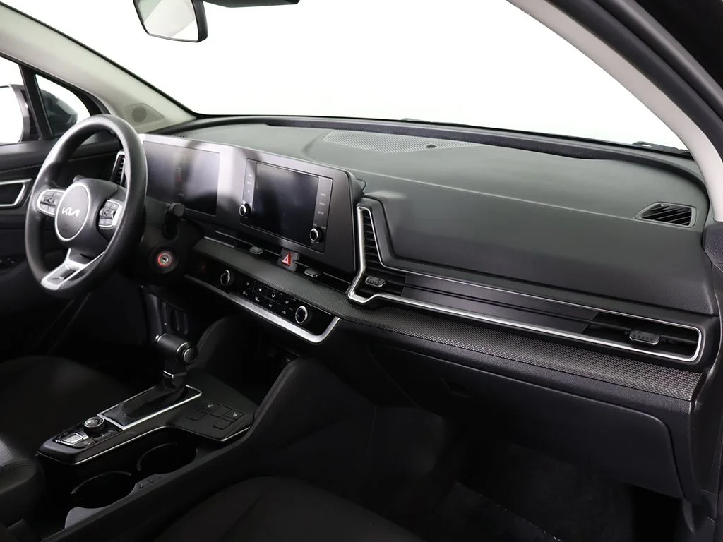 Used 2024 Black Kia LX image 25