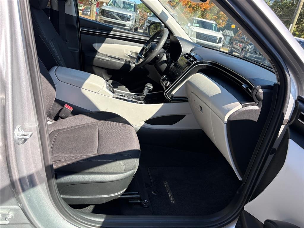 Certified Used 2023 Shimmering Silver Metallic Hyundai SEL image 15