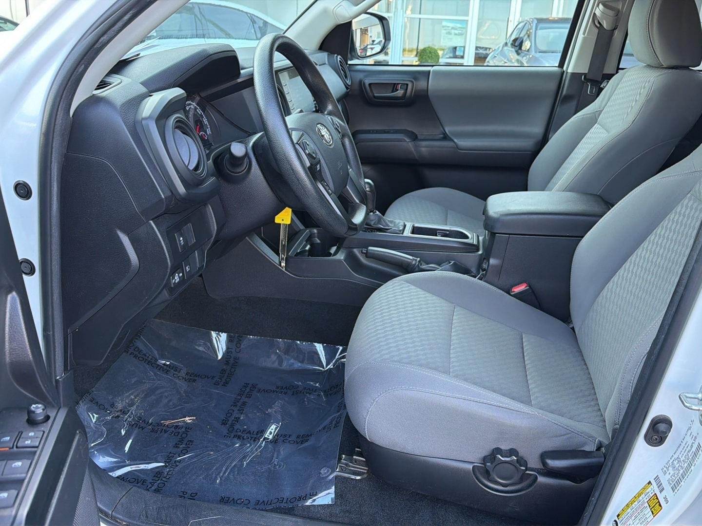 Used 2023 Ice Cap Toyota SR V6 image 10