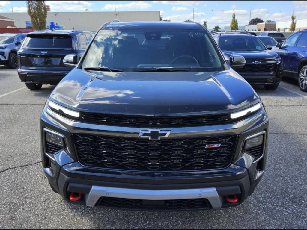 Used 2026 Mosaic Black Metallic Chevrolet Z71 image 5