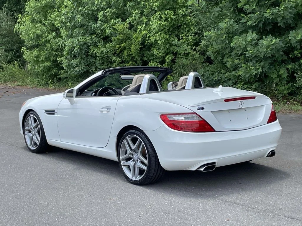Used 2015 White Mercedes-Benz SLK 250 image 7