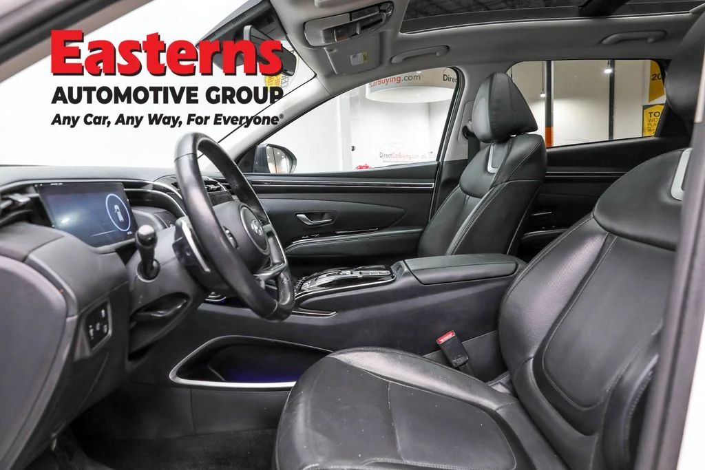 Used 2023 White Hyundai Limited image 13