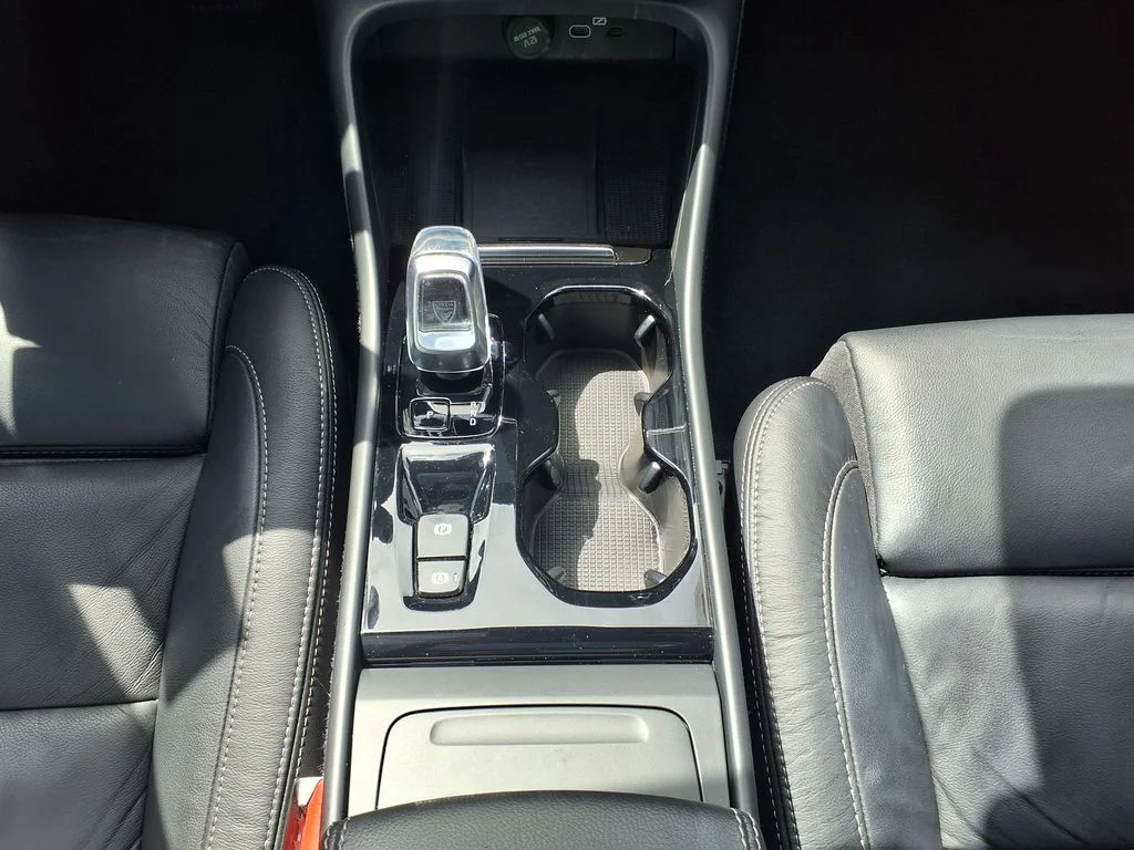 Certified Used 2023 Red Volvo Ultimate image 29