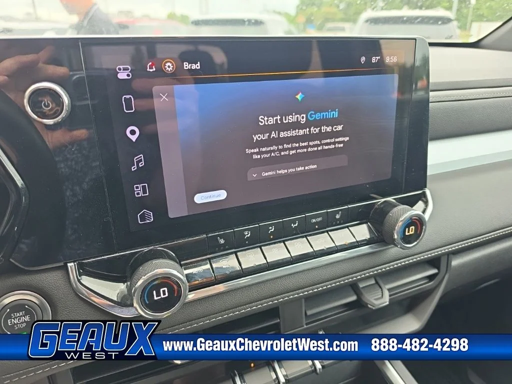 Used 2025 Gray Chevrolet LT image 15