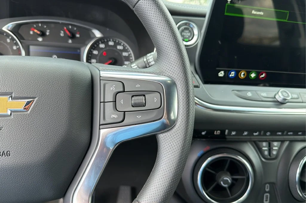 New 2026 Sterling Gray Metallic Chevrolet 2LT image 19