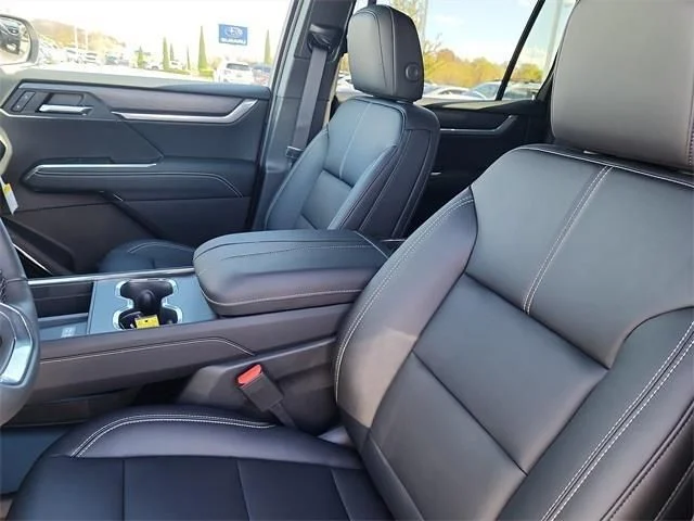 2026 GMC Acadia Elevation - Photo 14