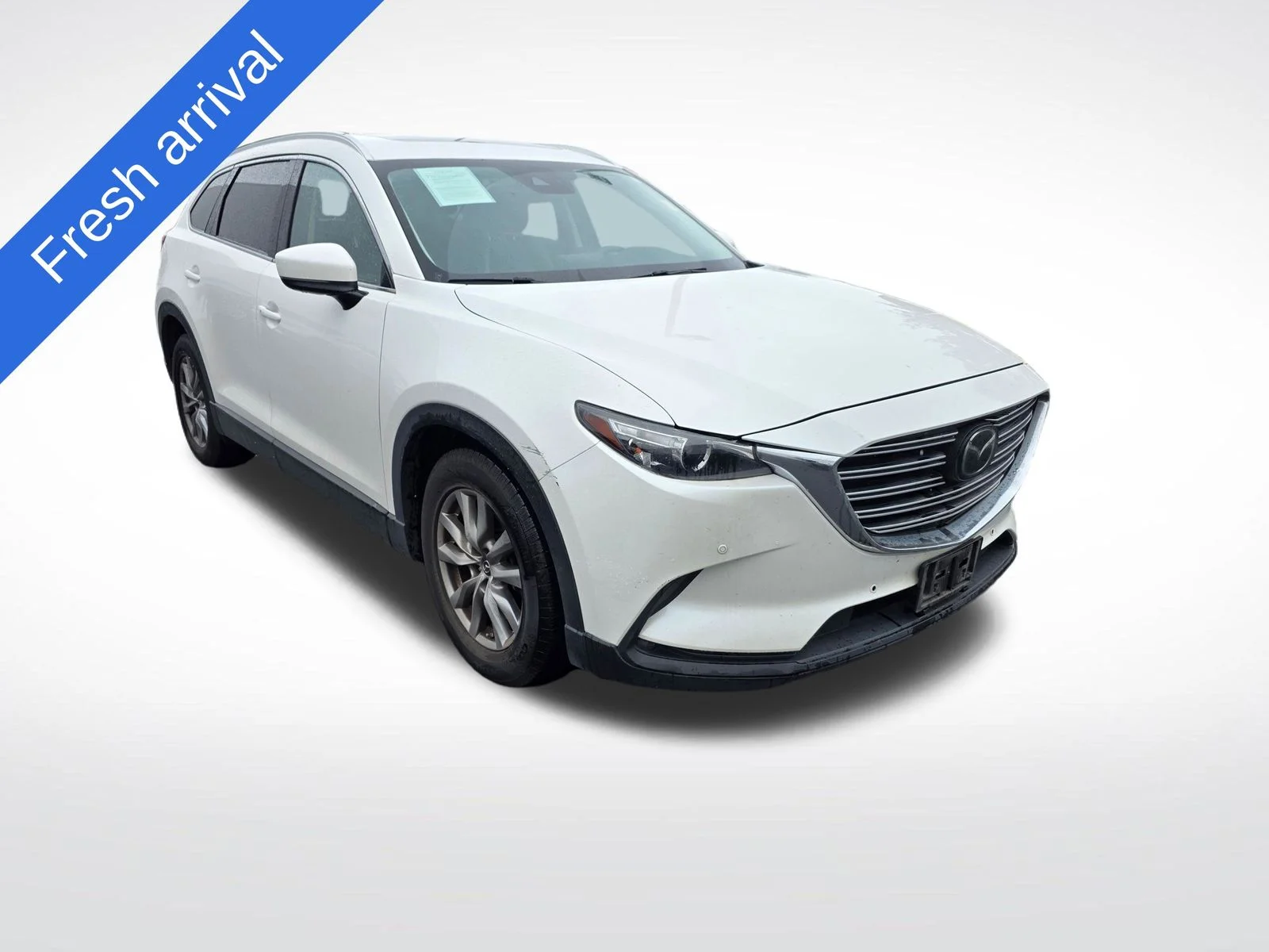 Used 2018 Snowflake White Pearl Mica Mazda Touring image 1