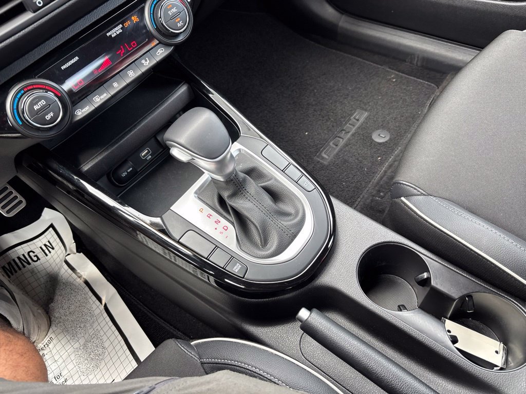 Used 2023 Blue Kia GT-Line image 31