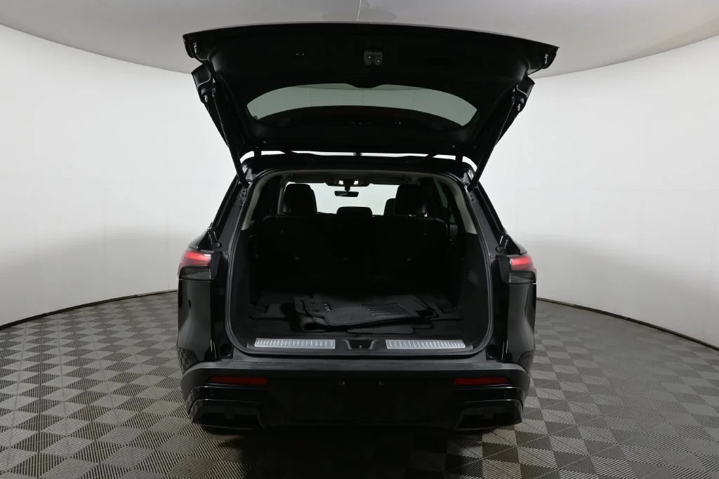 Certified Used 2023 Black INFINITI PURE image 32