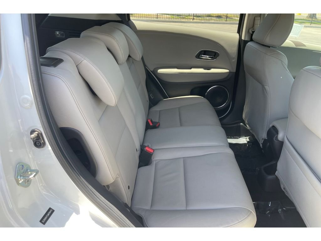 Used 2018 White Orchid Pearl Honda EX-L Navi image 19