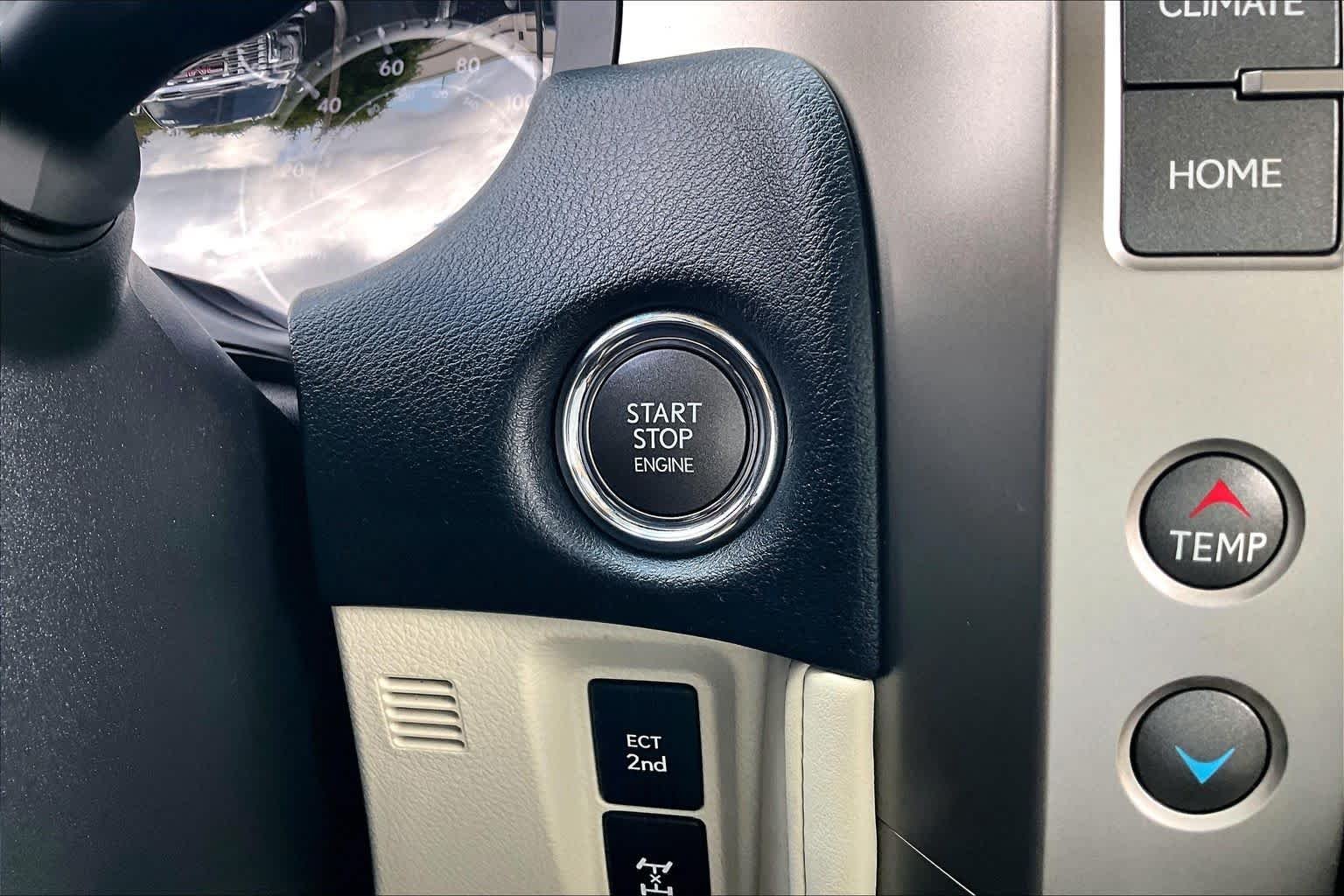 Used 2020 Starfire Pearl Lexus Premium image 35