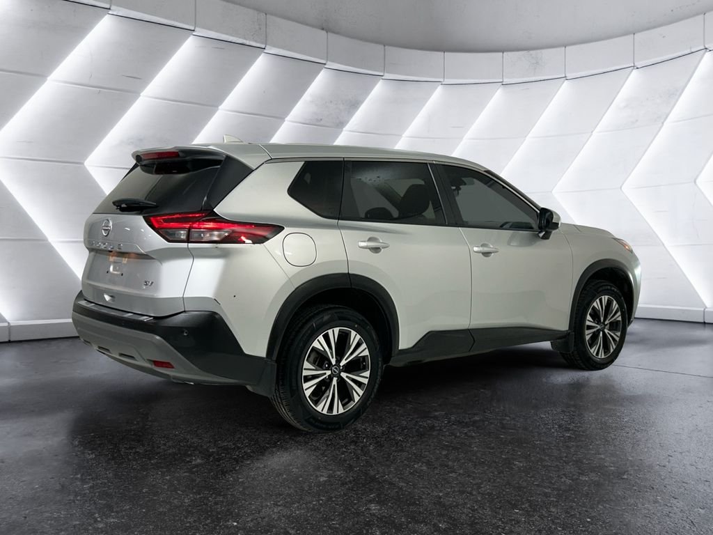 Used 2023 Silver Nissan SV image 4