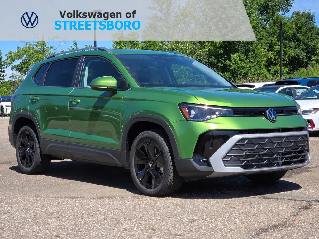 New 2026 Bright Moss Green Metallic Volkswagen 1.5T SE image 1
