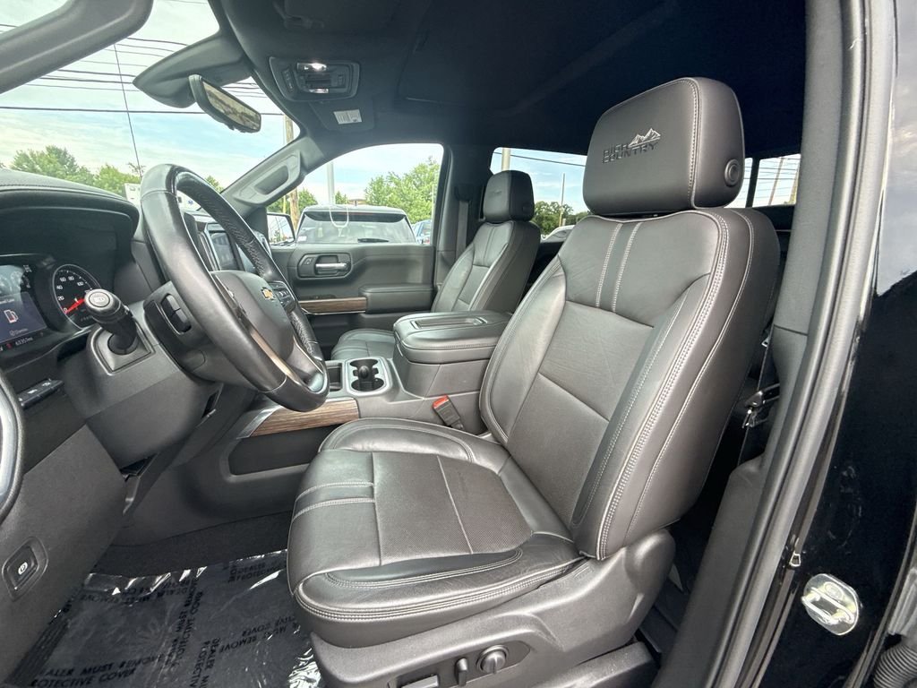Used 2020 Black Chevrolet High Country image 3