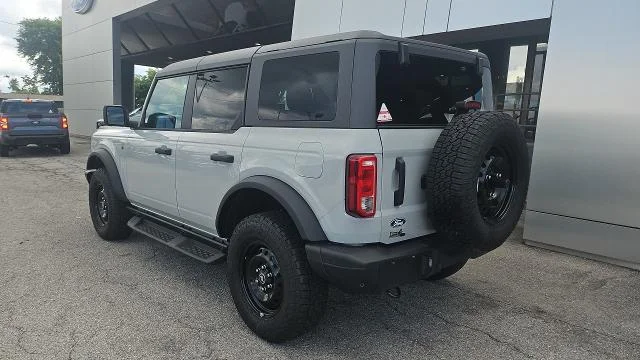 New 2026 Avalanche Gray Ford Big Bend 4-Dr 4WD image 22