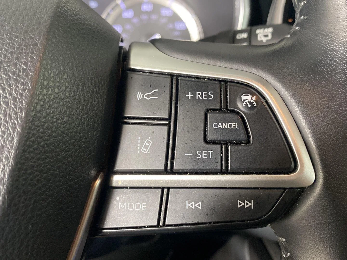 Used 2022 Celestial Silver Metallic Toyota XSE image 24
