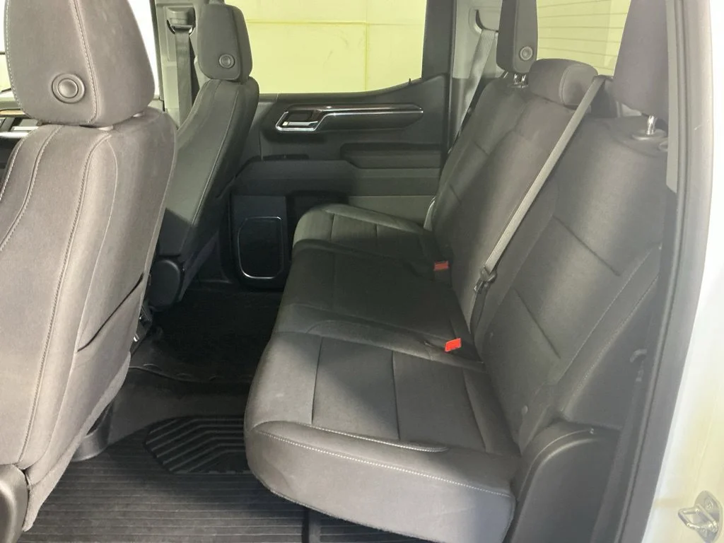 Used 2024 Summit White Chevrolet RST image 11