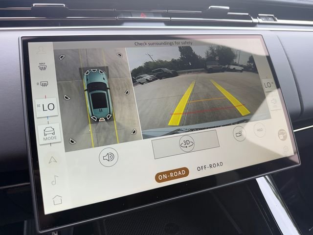 New 2026 Borasco Grey Land Rover Dynamic SE image 21