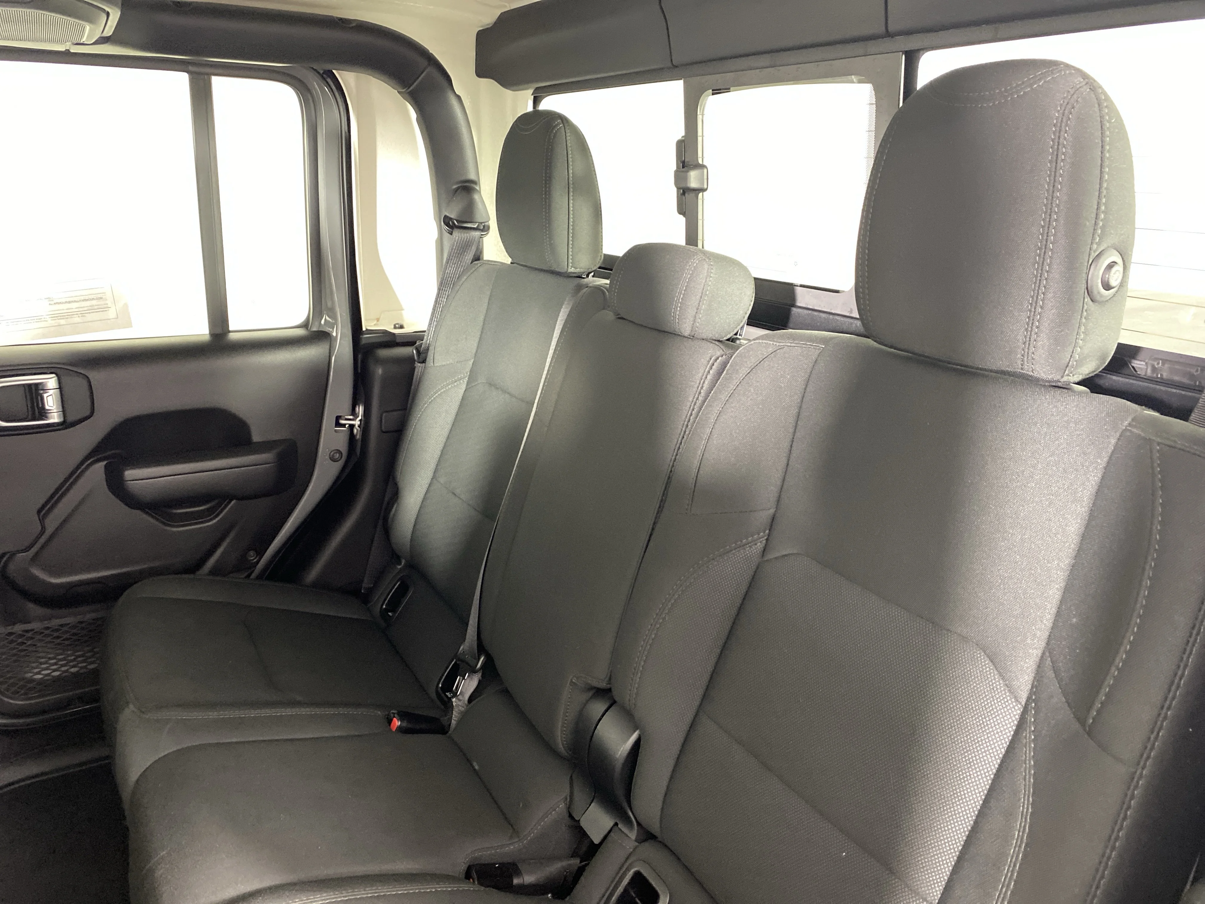 Used 2022 Sting-Gray Clearcoat Jeep  image 32
