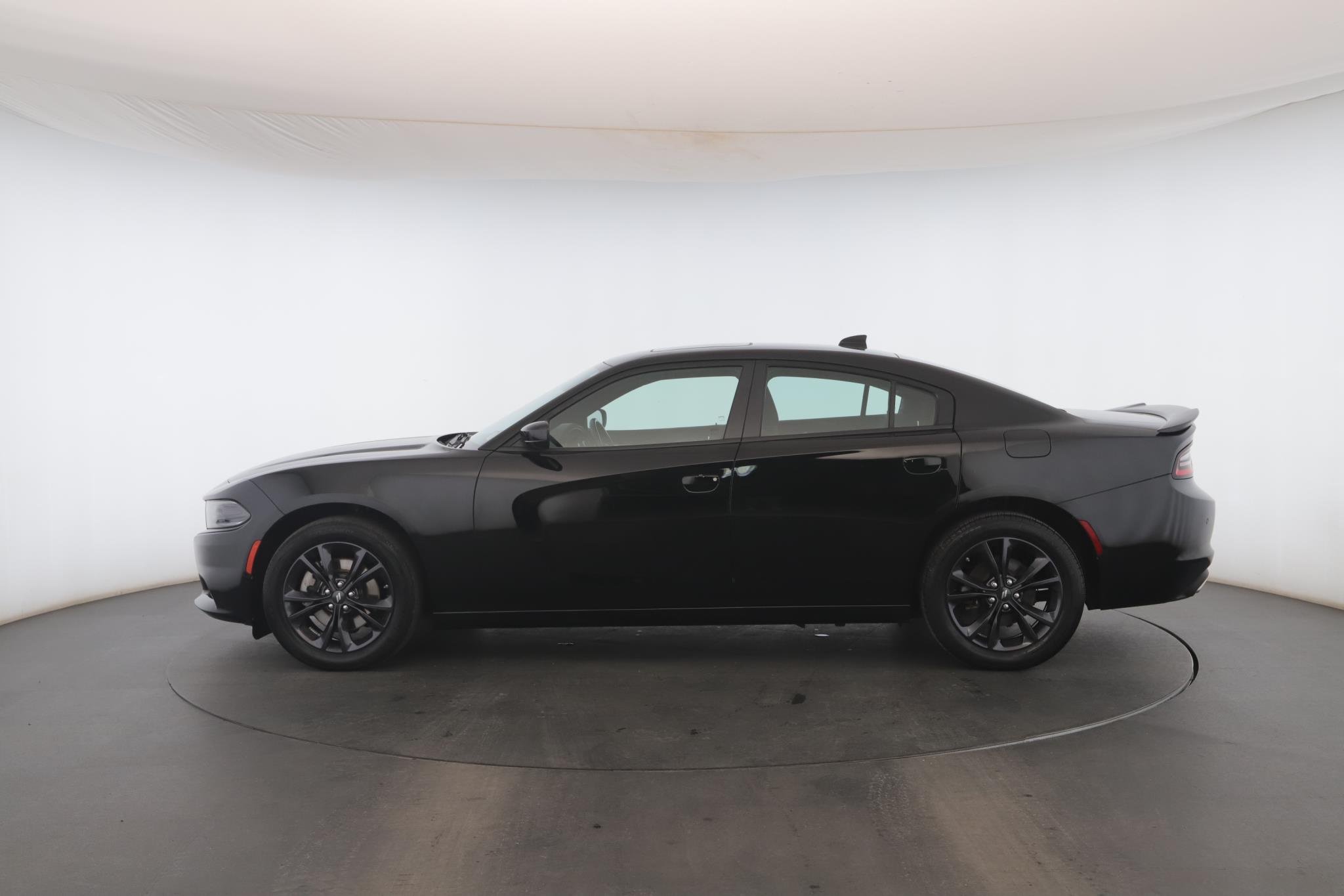 Used 2023 Pitch Black Clearcoat Dodge SXT AWD image 19