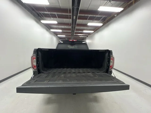Used 2018 Black GMC SLT image 25