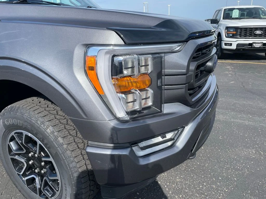 Used 2023 Gray Ford XLT image 37