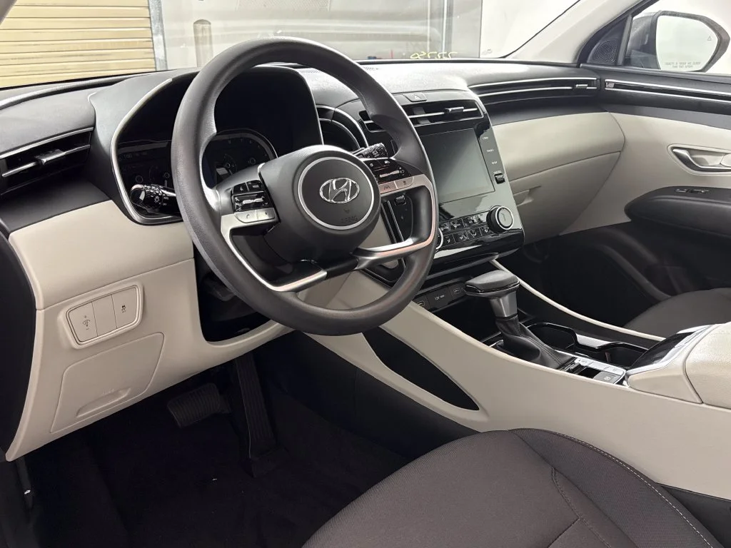 2024 Hyundai Tucson SE - Photo 13