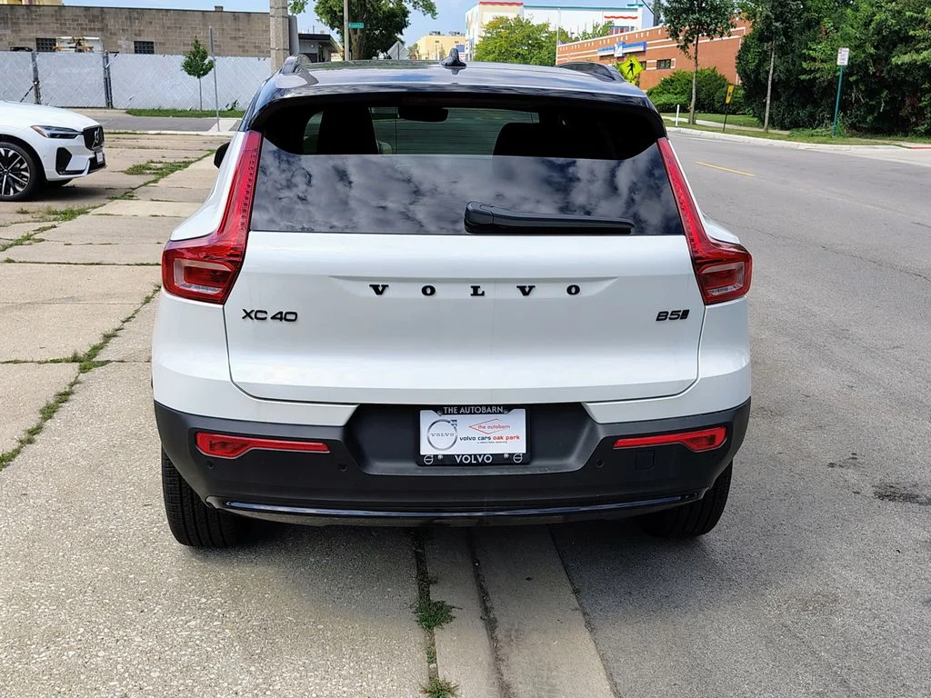 New 2026 Crystal White Volvo Ultra image 9