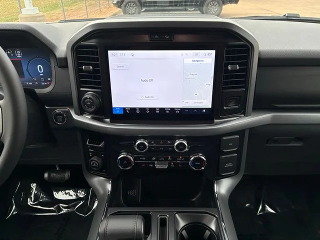 New 2026 Avalanche Ford XLT image 11