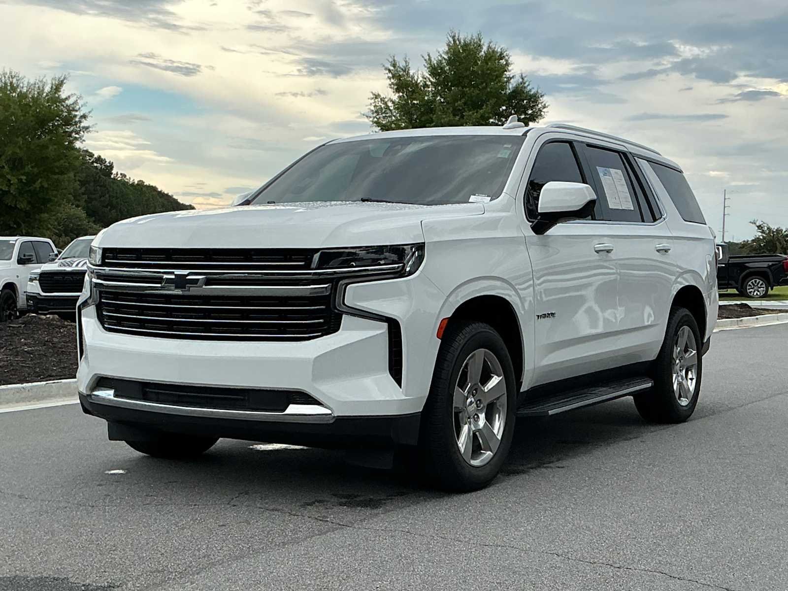 Used 2021 Summit White Chevrolet LT image 9