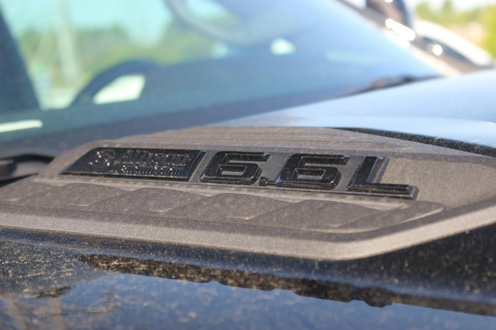 Used 2025 Black Chevrolet High Country image 11