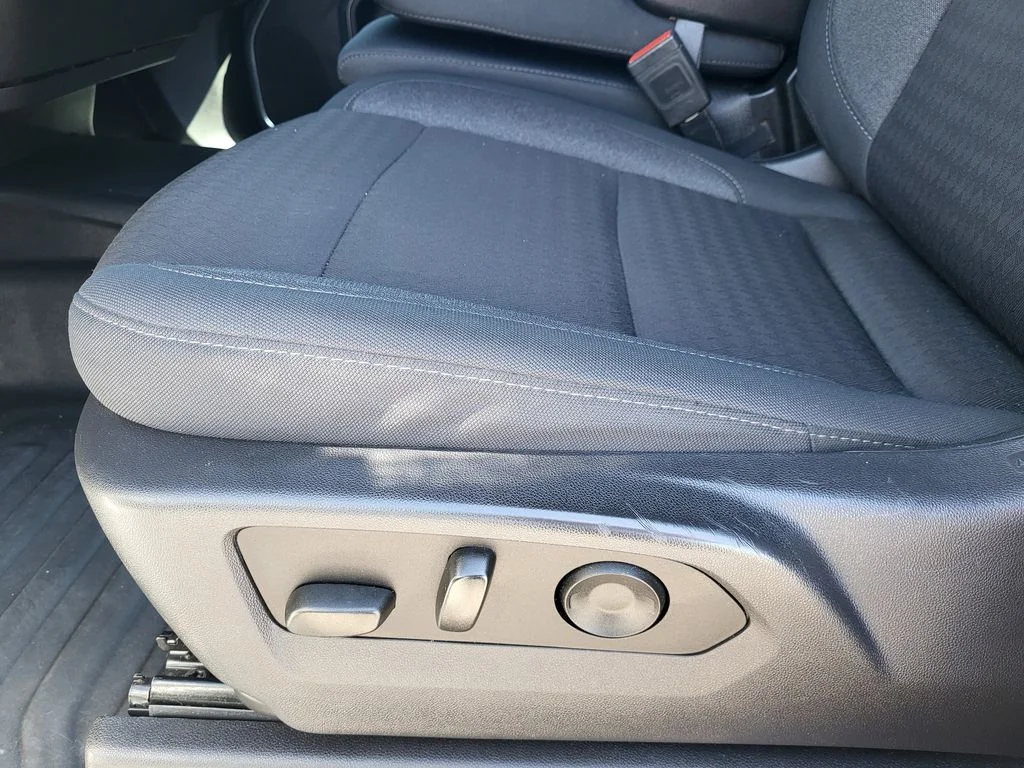 Used 2024 Summit White GMC SLE image 18