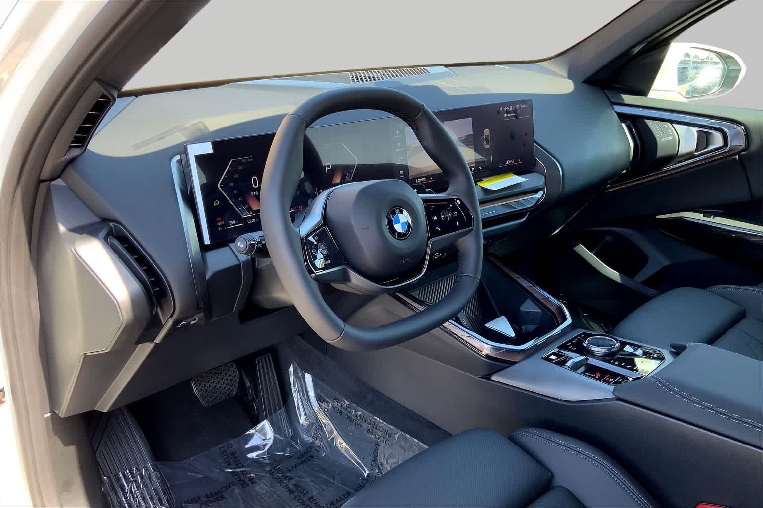 New 2026 Alpine White BMW 30 xDrive image 8