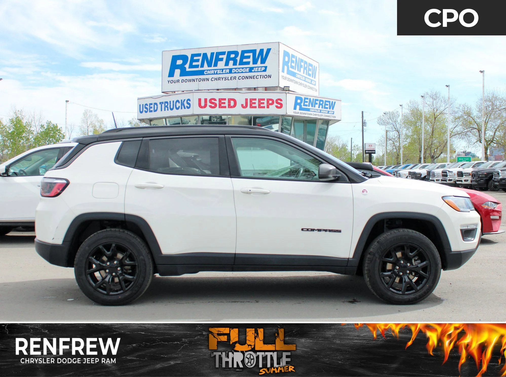 Certified Used 2021 White Jeep Trailhawk * Alpine | Panoramic Roof | Heated Seats | Off-Road Skid Plates | Apple CarPlay image 1