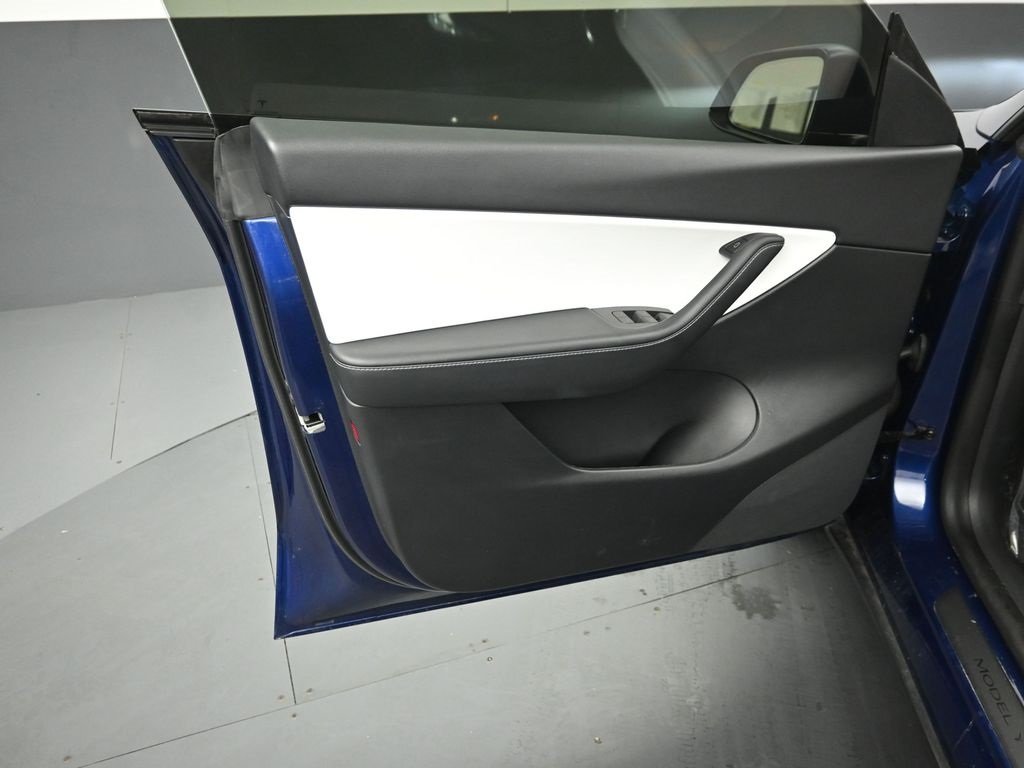 2022 TESLA MODEL Y - Image 16