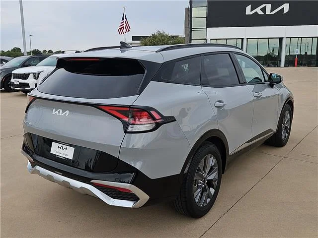 Used 2024 Gray KIA SX Front-Wheel Drive image 4
