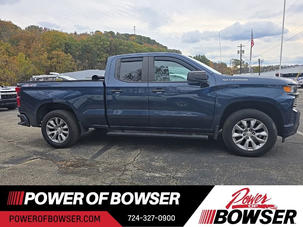 2020 Chevrolet Silverado 1500 Custom photo 2