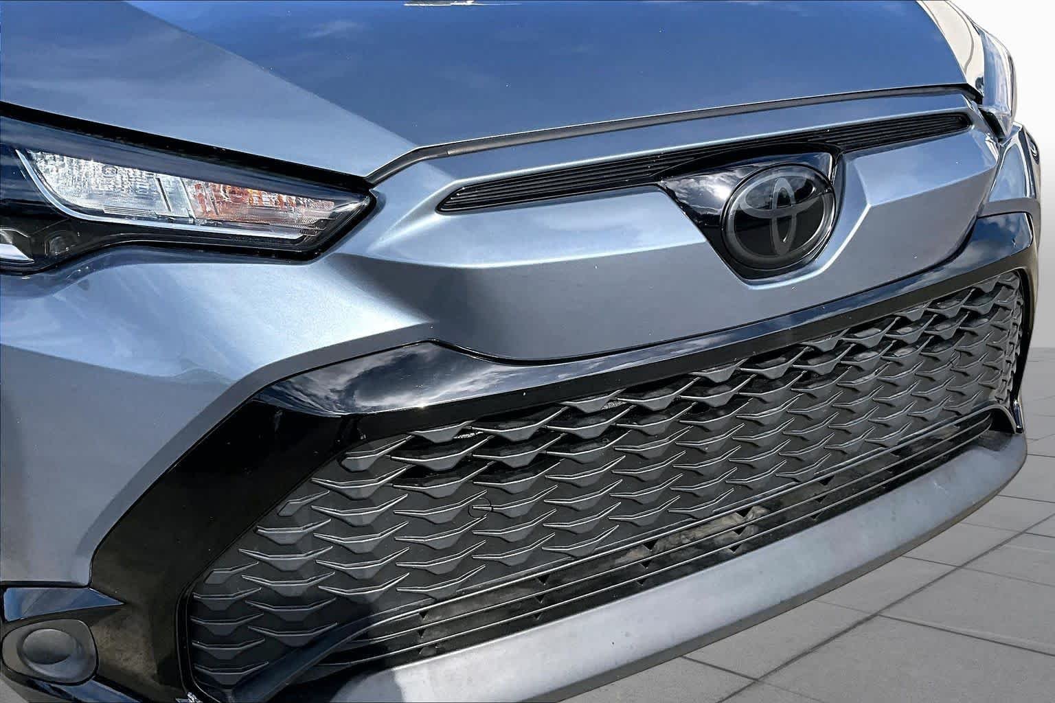 Used 2023 Celestite Toyota Hybrid SE image 28