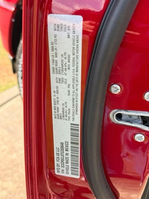 New 2026 Molten Red Pearl-Coat Exterior Paint RAM Black Express image 31