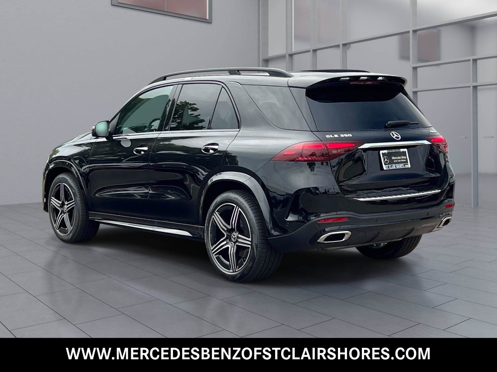 New 2026 Obsidian Black Metallic Mercedes-Benz GLE 350 image 3