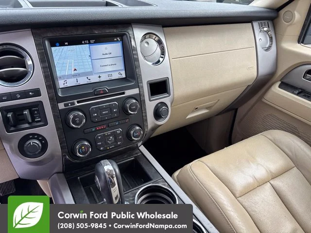 Used 2017 Gold Ford Limited image 22