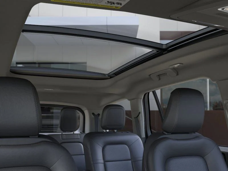 New 2026 Blue Lincoln Premiere image 23
