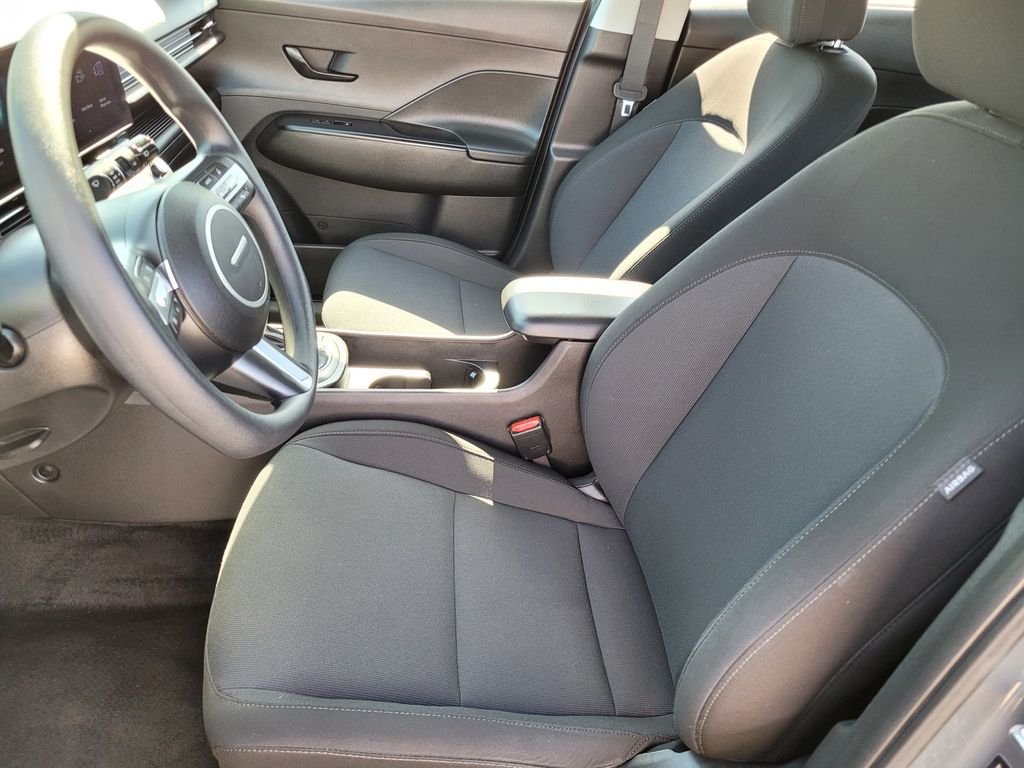 Used 2025 Gray Hyundai SE image 14